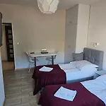 Bajland מלון דירות 3*